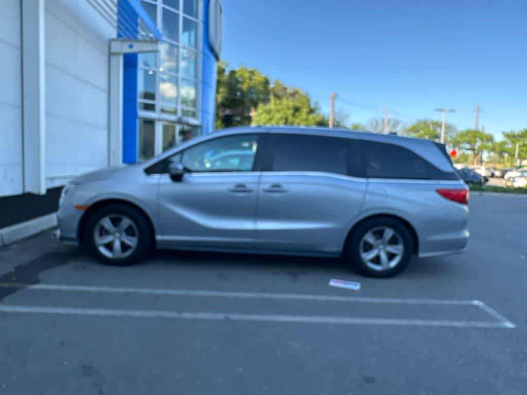 Thumbnail: 2018 Honda Odyssey - 9