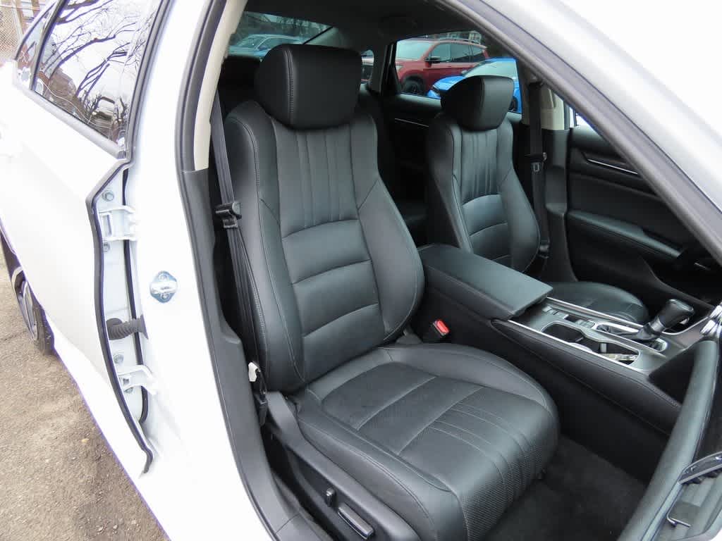 Thumbnail: 2022 Honda Accord - 15