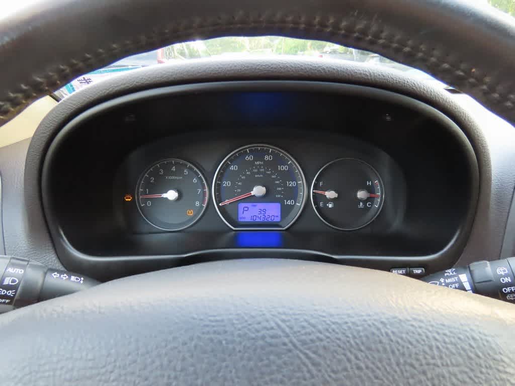Thumbnail: 2011 Hyundai Santa Fe - 26