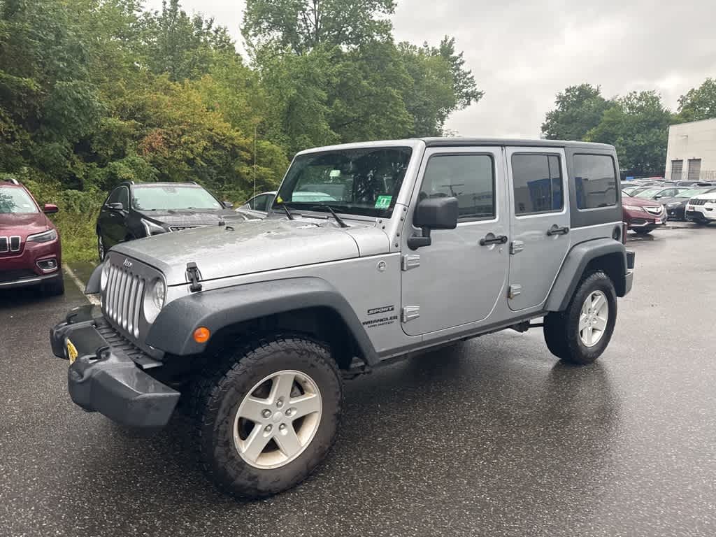 Thumbnail: 2015 Jeep Wrangler - 23