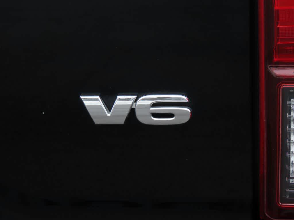 Thumbnail: 2019 Toyota Tacoma - 9