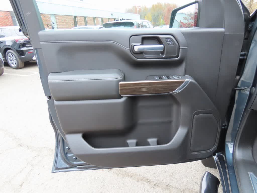 Thumbnail: 2020 Chevrolet Silverado 1500 - 18