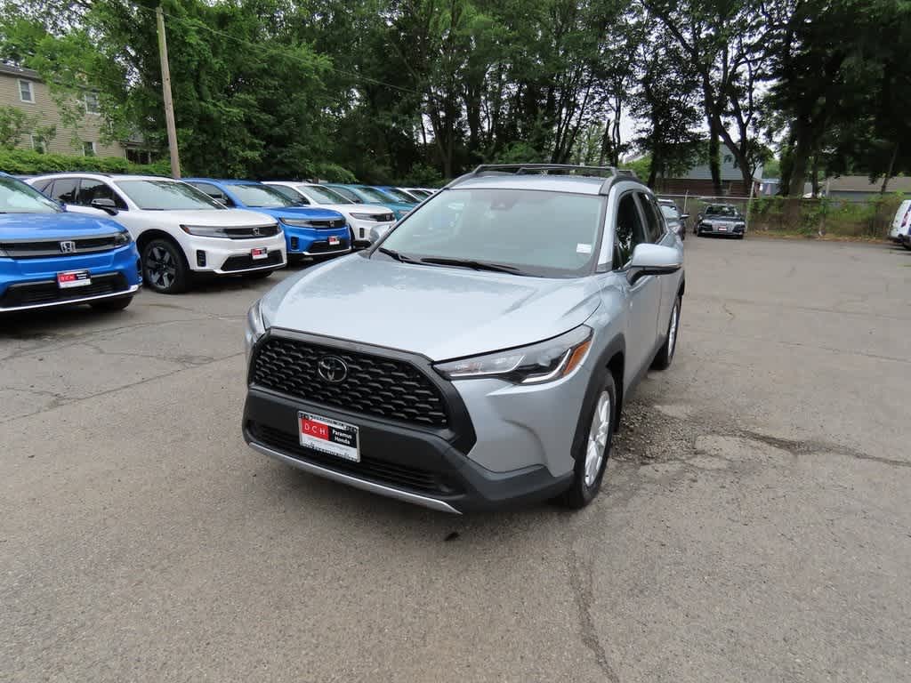 2022 Toyota Corolla Cross LE -
                  Paramus, NJ