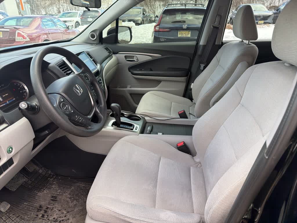 Thumbnail: 2018 Honda Pilot - 28