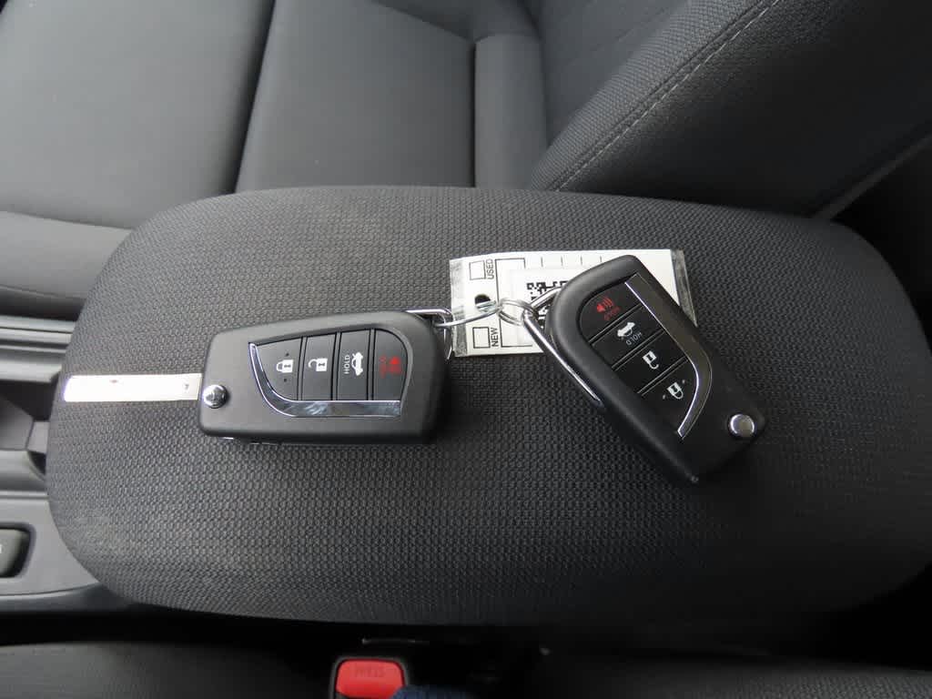 Thumbnail: 2023 Toyota Corolla - 25