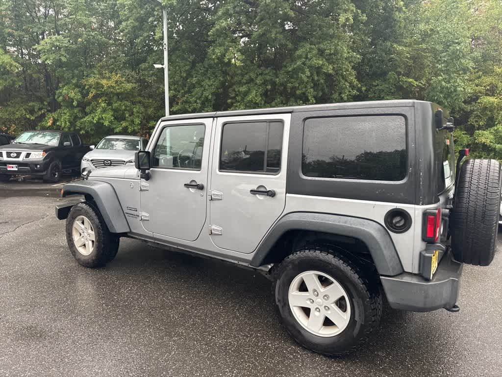 Thumbnail: 2015 Jeep Wrangler - 7