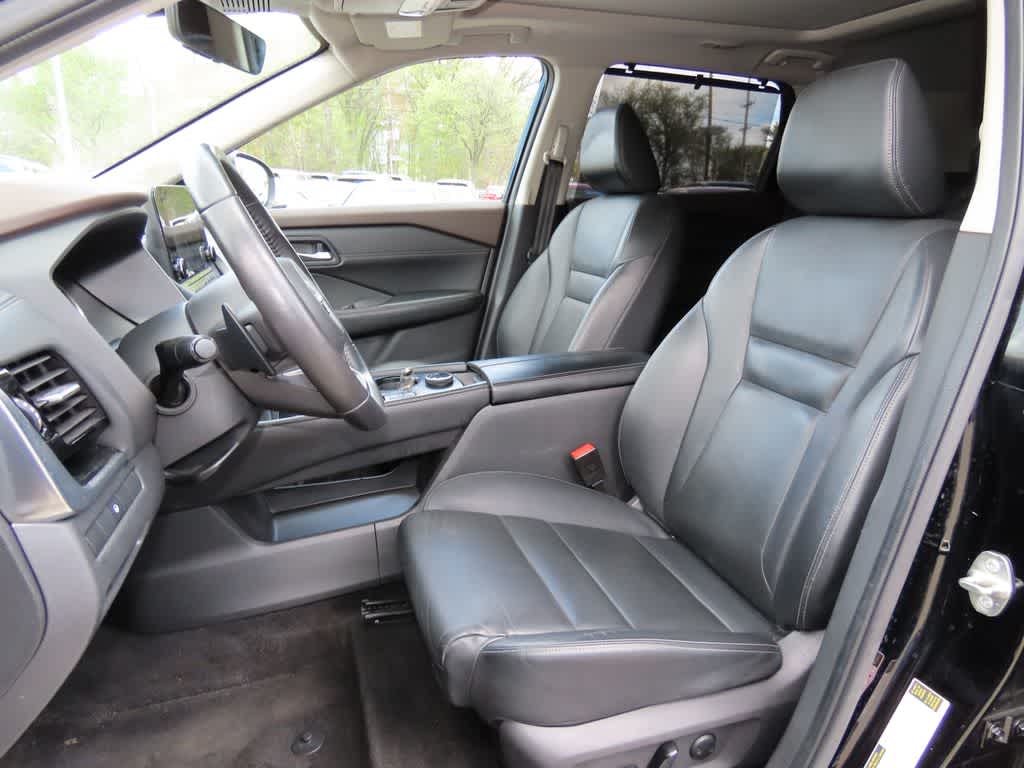 Thumbnail: 2023 Nissan Rogue - 13