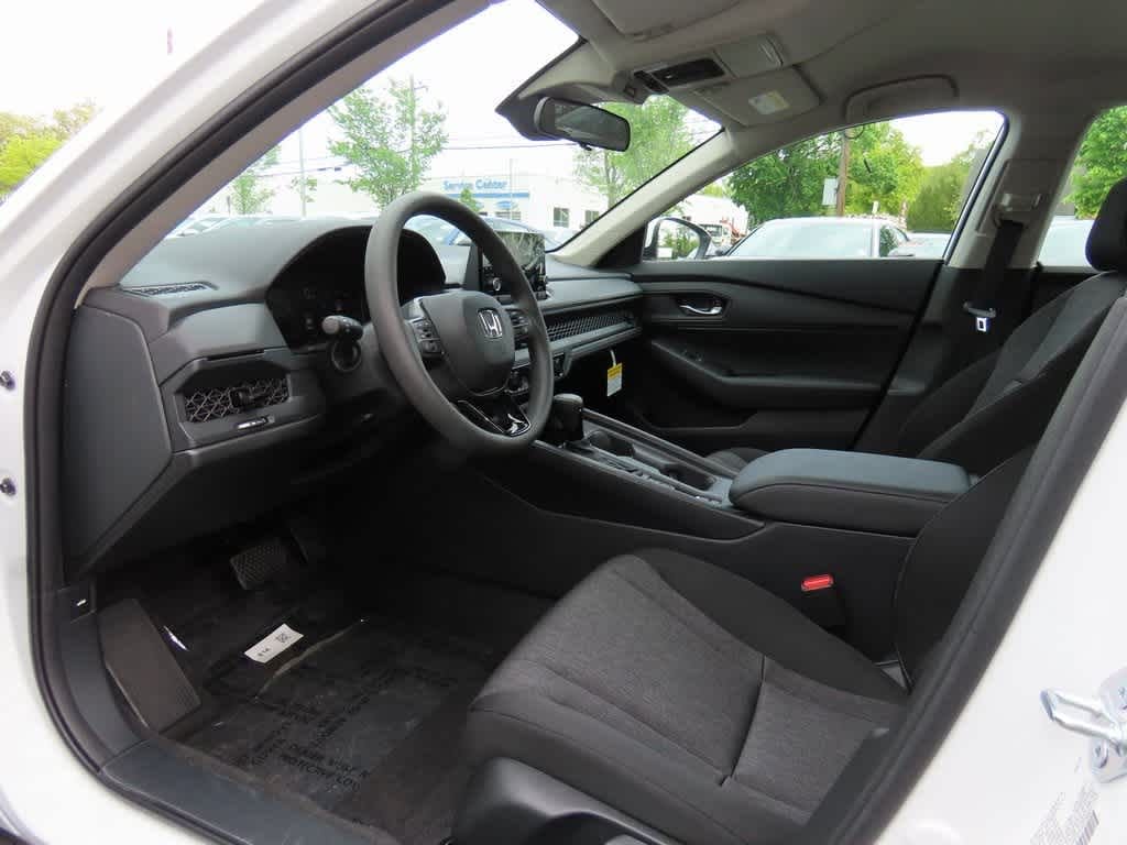 New 2025 Honda Accord LX Sedan