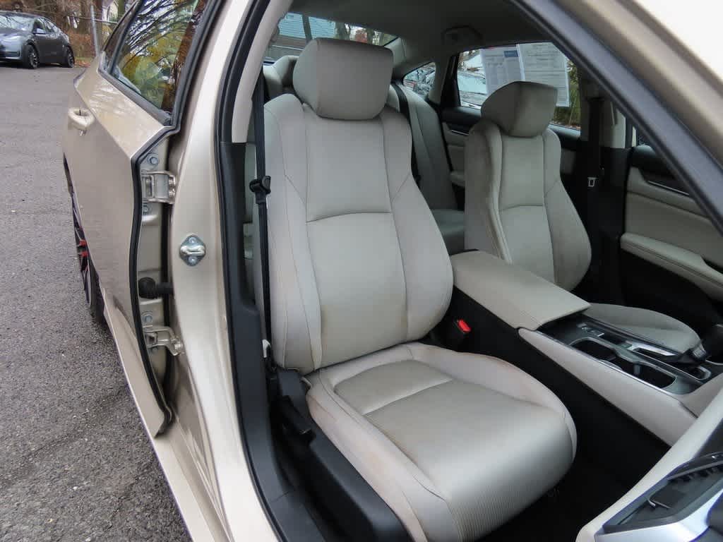 Thumbnail: 2020 Honda Accord - 16