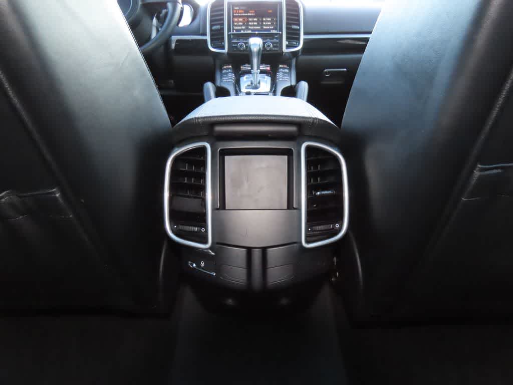 Thumbnail: 2012 Porsche Cayenne - 24