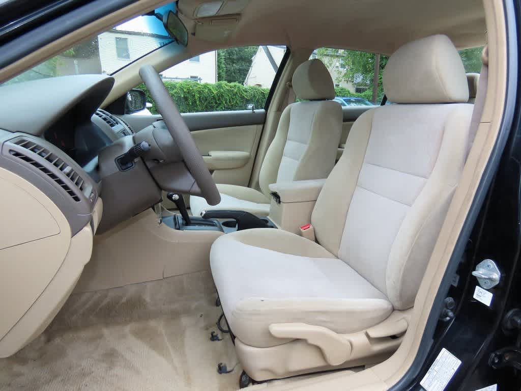 Thumbnail: 2003 Honda Accord - 10