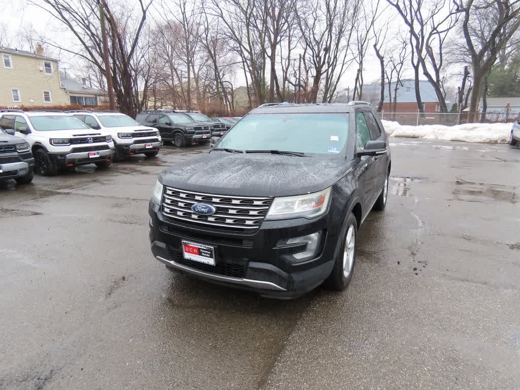 2017 Ford Explorer XLT -
                  Paramus, NJ