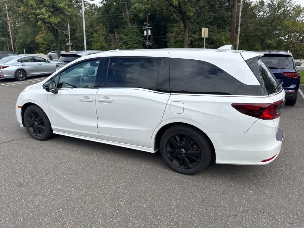 Thumbnail: 2023 Honda Odyssey - 7