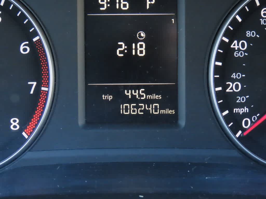 Thumbnail: 2014 Volkswagen Passat - 23