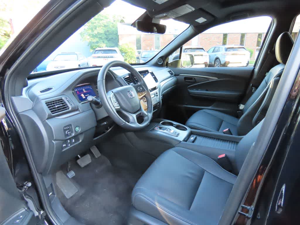 Thumbnail: 2023 Honda Passport - 2
