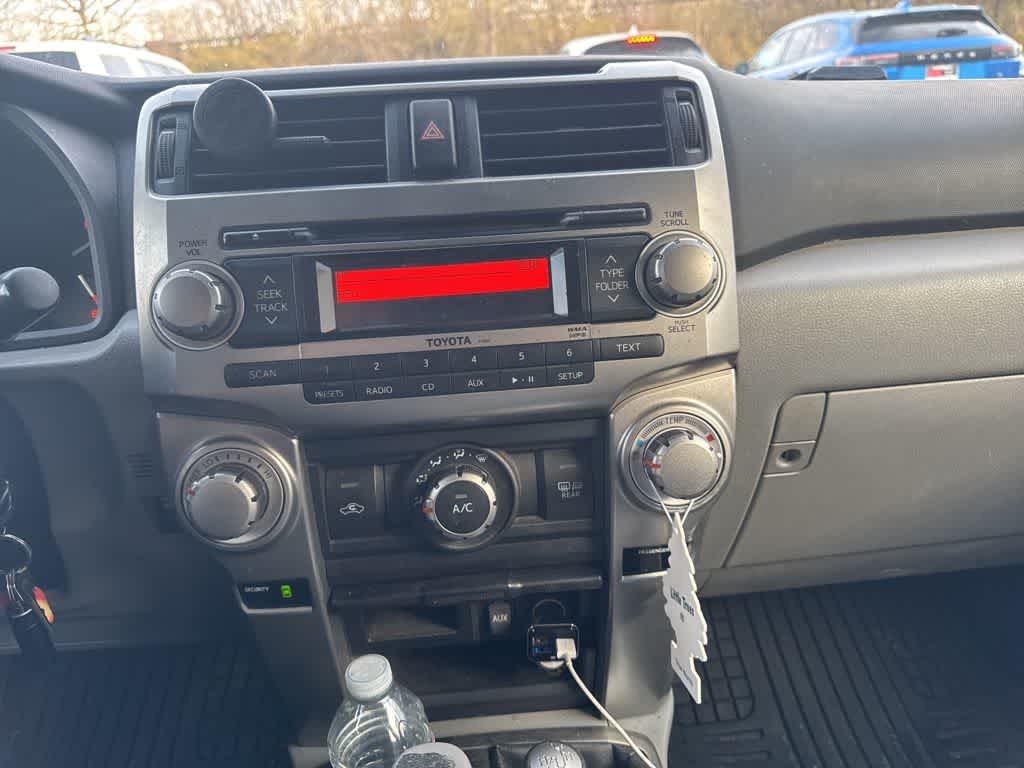 Thumbnail: 2011 Toyota 4Runner - 10