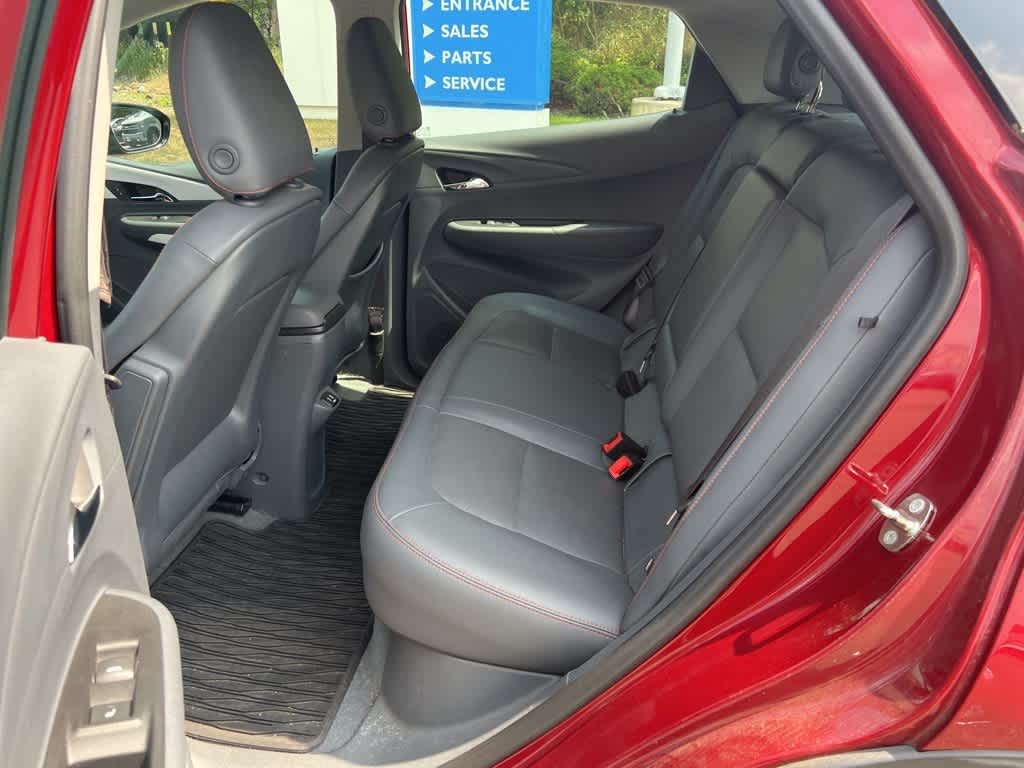 Thumbnail: 2017 Chevrolet Bolt EV - 8
