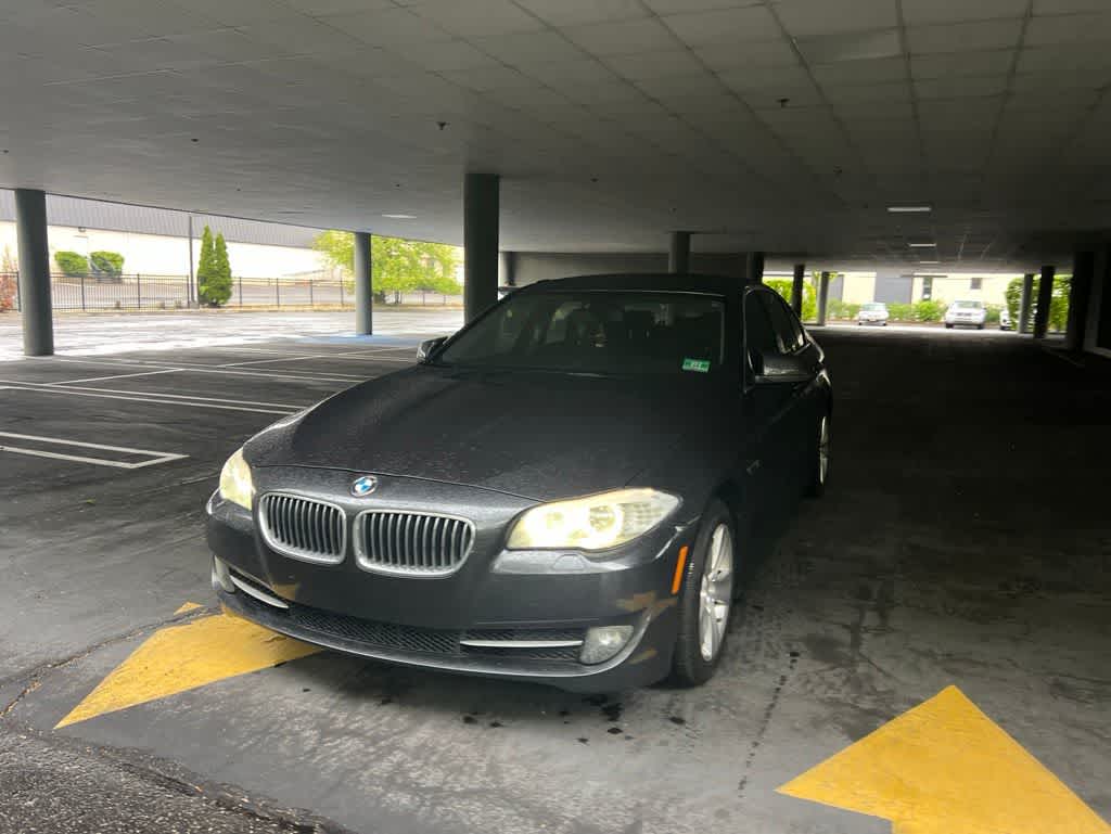 Thumbnail: 2013 BMW 5 Series - 6