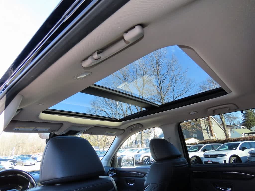 Thumbnail: 2023 Honda Pilot - 18