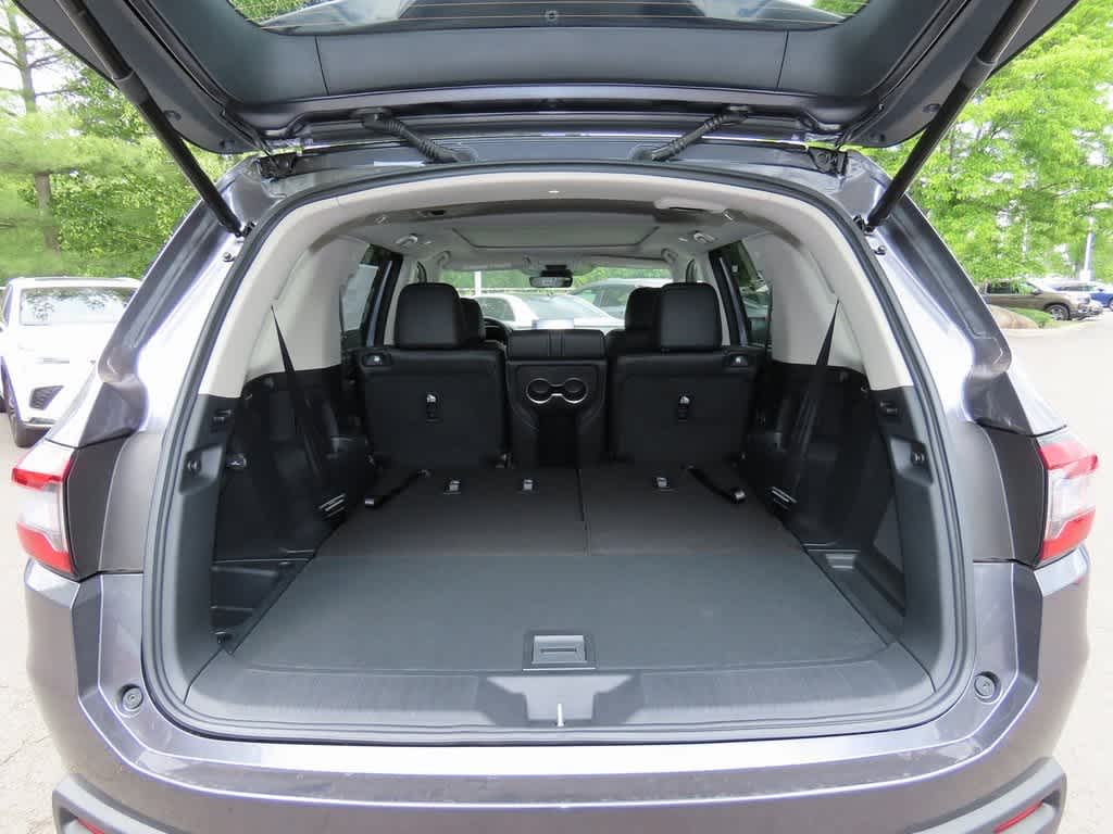 2025 Honda Pilot Touring 11