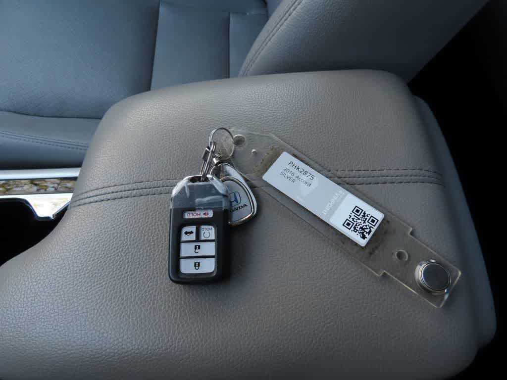 Thumbnail: 2016 Honda Accord - 26