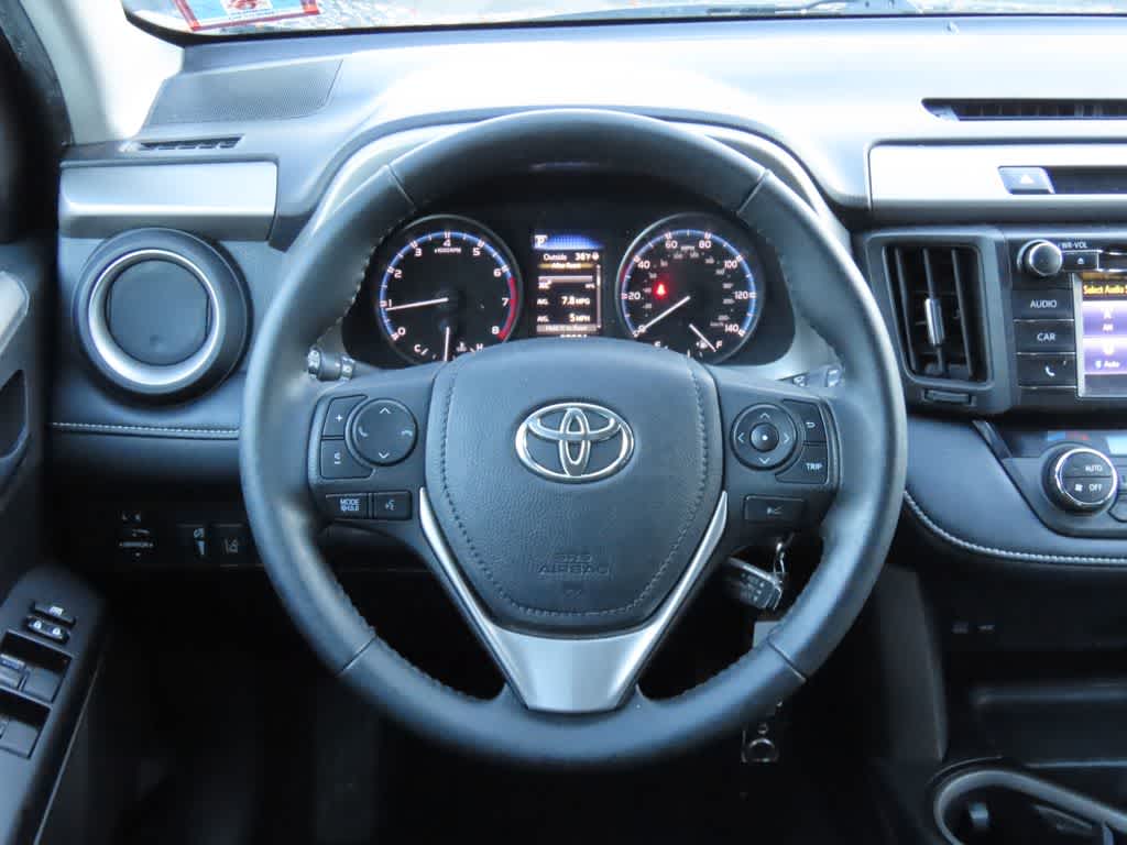 Thumbnail: 2018 Toyota RAV4 - 19