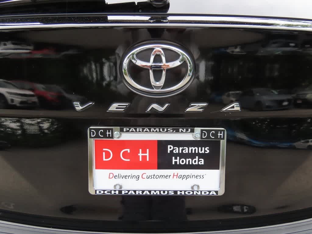 Thumbnail: 2010 Toyota Venza - 7