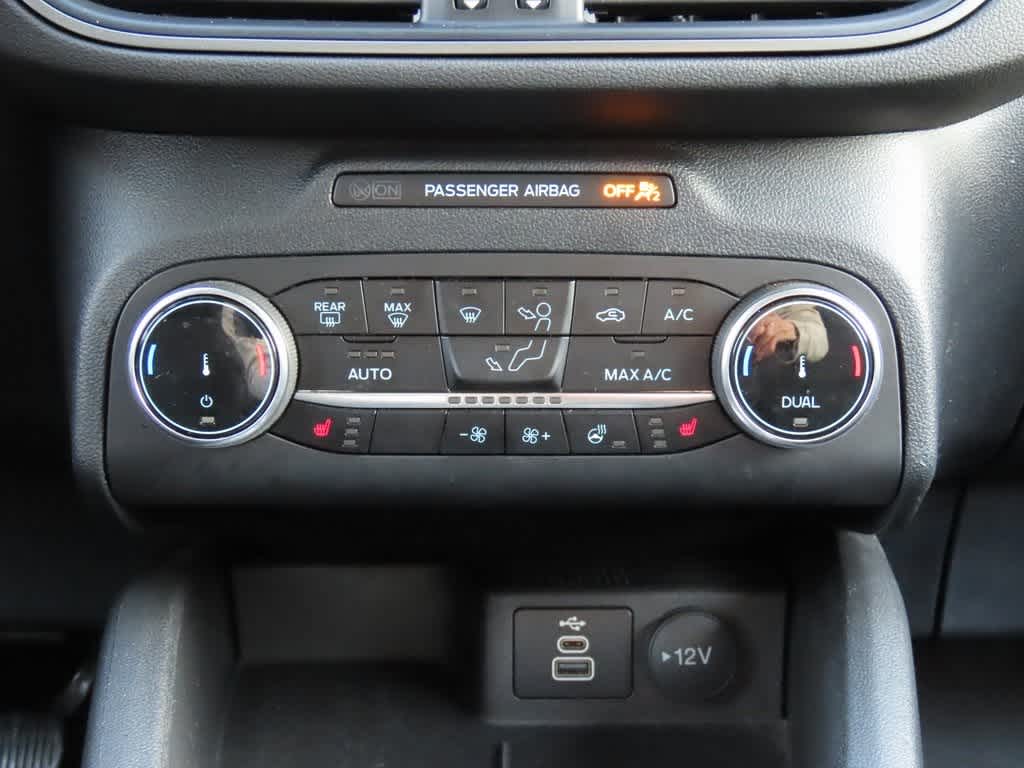 Thumbnail: 2024 Ford Escape - 21