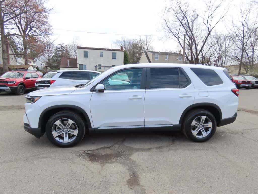 Thumbnail: 2023 Honda Pilot - 3