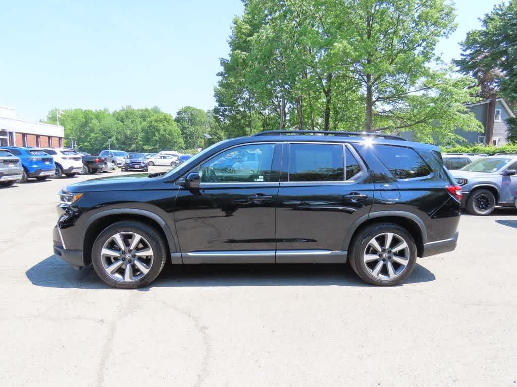 Thumbnail: 2023 Honda Pilot - 3
