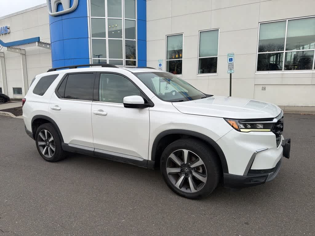 Thumbnail: 2023 Honda Pilot - 14