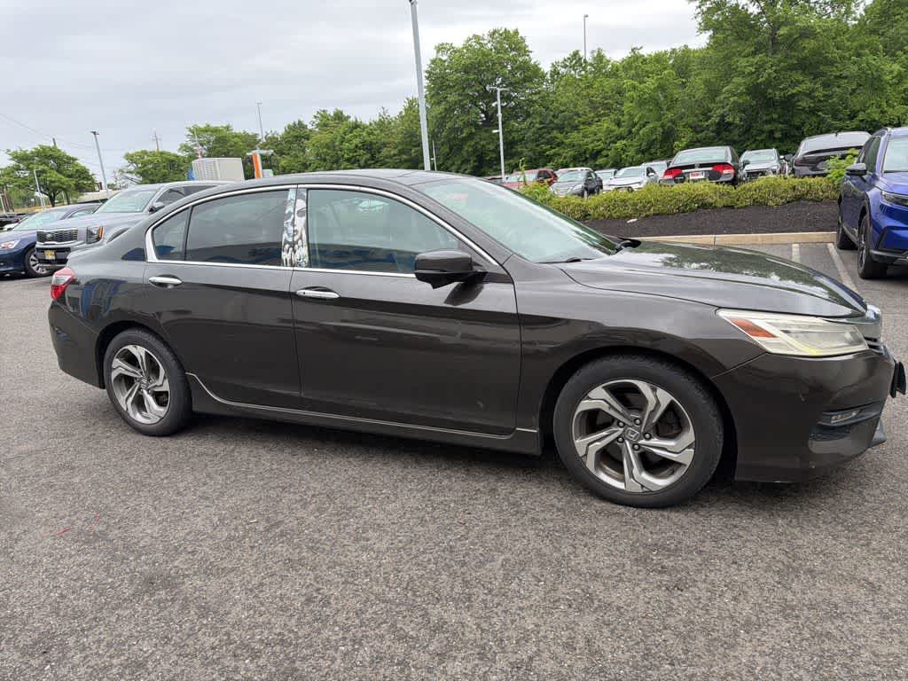 Thumbnail: 2017 Honda Accord - 12