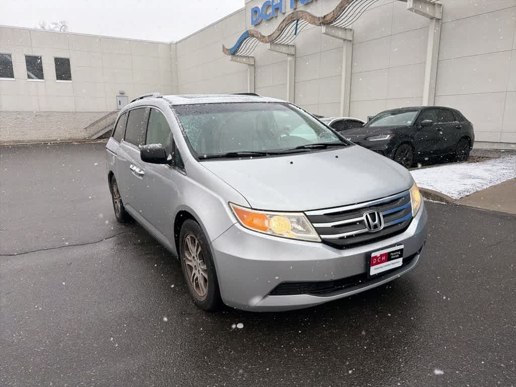 Thumbnail: 2011 Honda Odyssey - 21