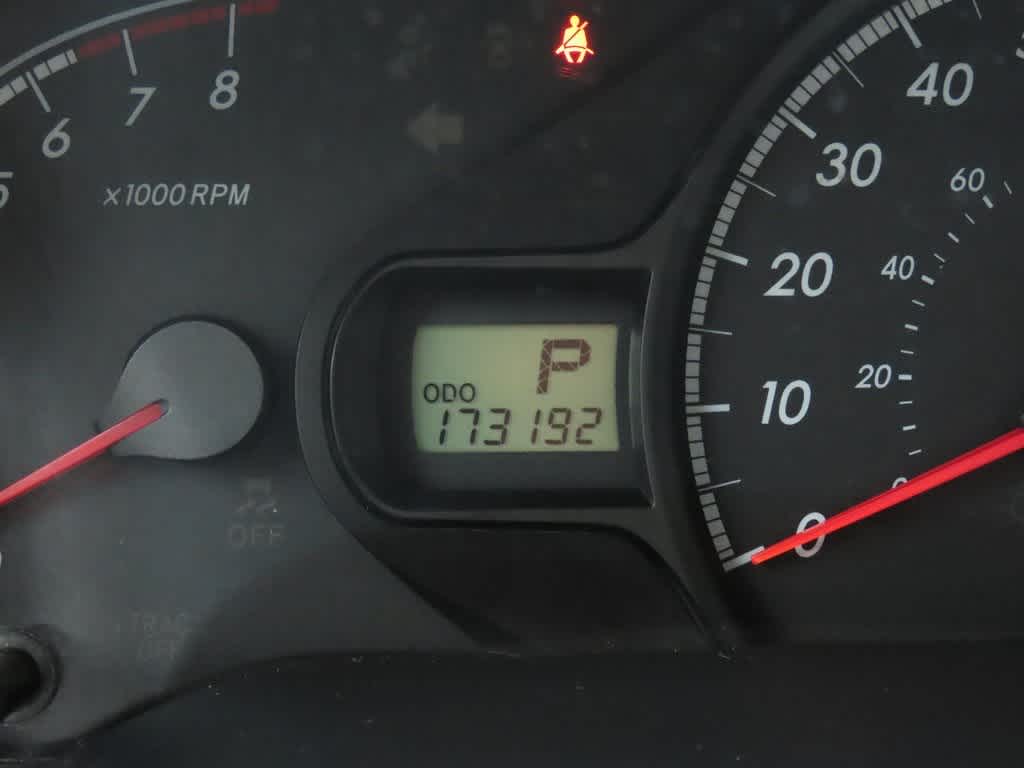 Thumbnail: 2014 Toyota Sienna - 23