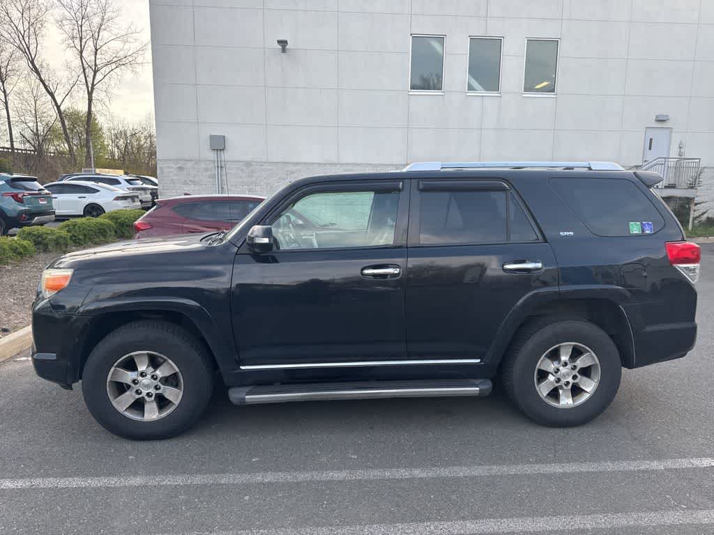 Thumbnail: 2011 Toyota 4Runner - 3