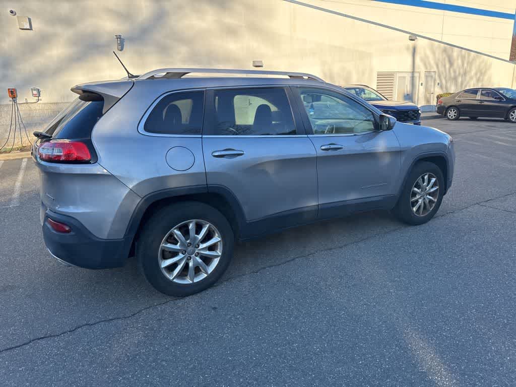 Thumbnail: 2015 Jeep Cherokee - 11