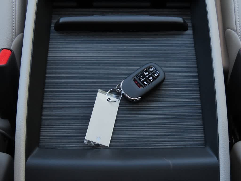 Thumbnail: 2026 Honda Odyssey - 26