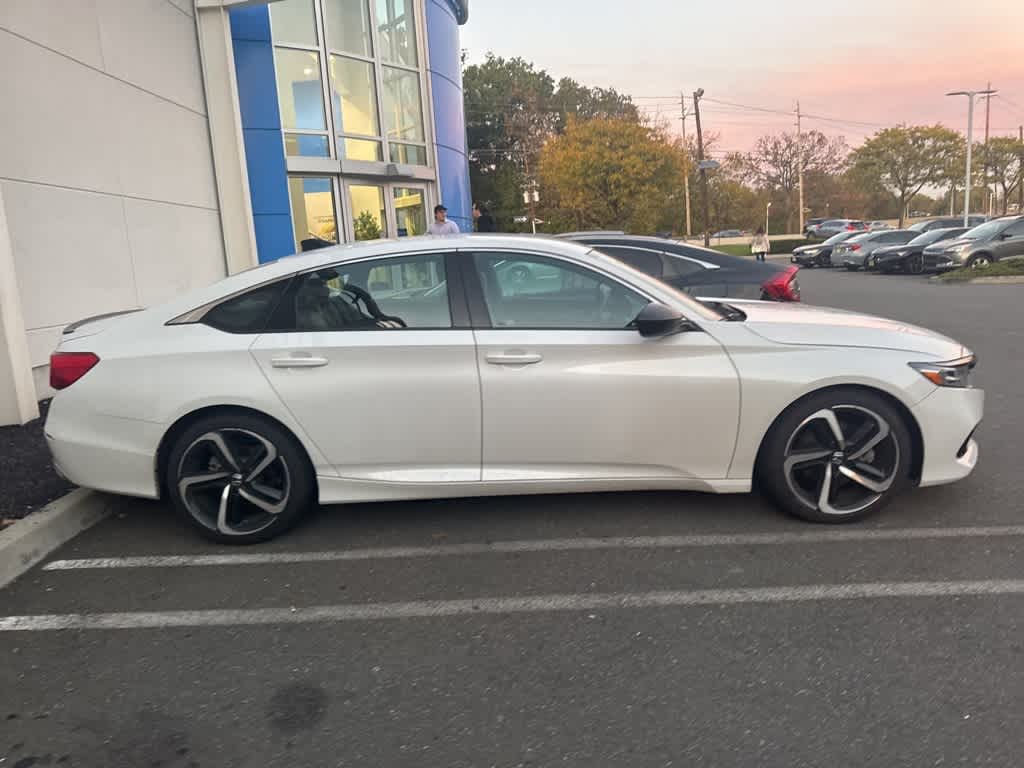 Thumbnail: 2022 Honda Accord - 2