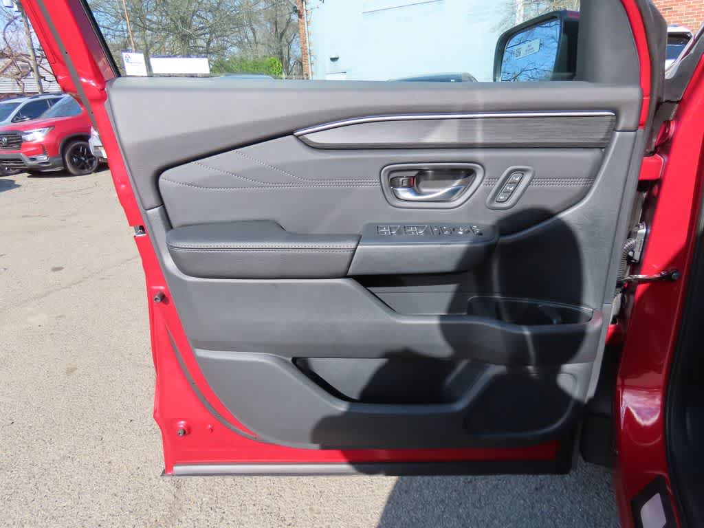 Thumbnail: 2026 Honda Pilot - 18