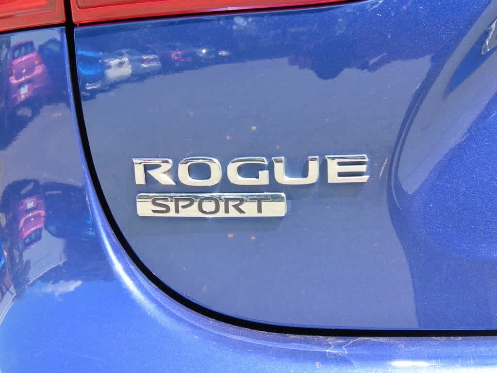 Thumbnail: 2021 Nissan Rogue Sport - 7