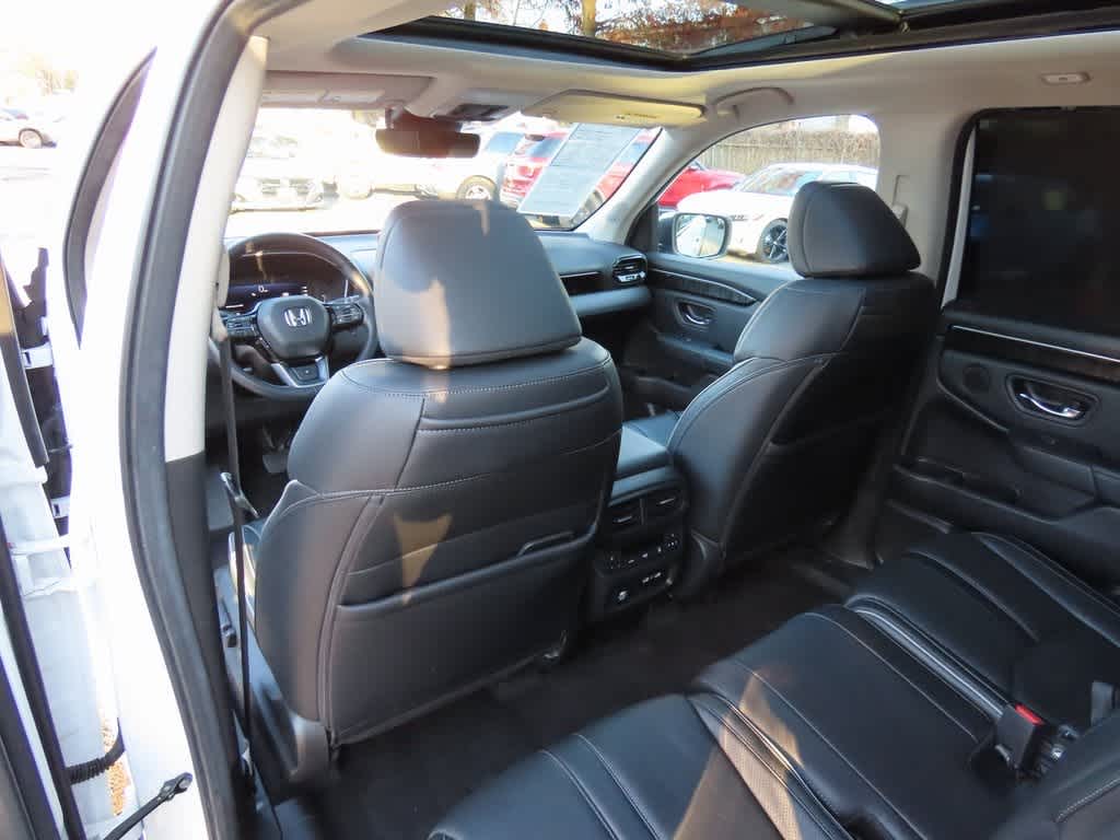 Thumbnail: 2023 Honda Pilot - 17