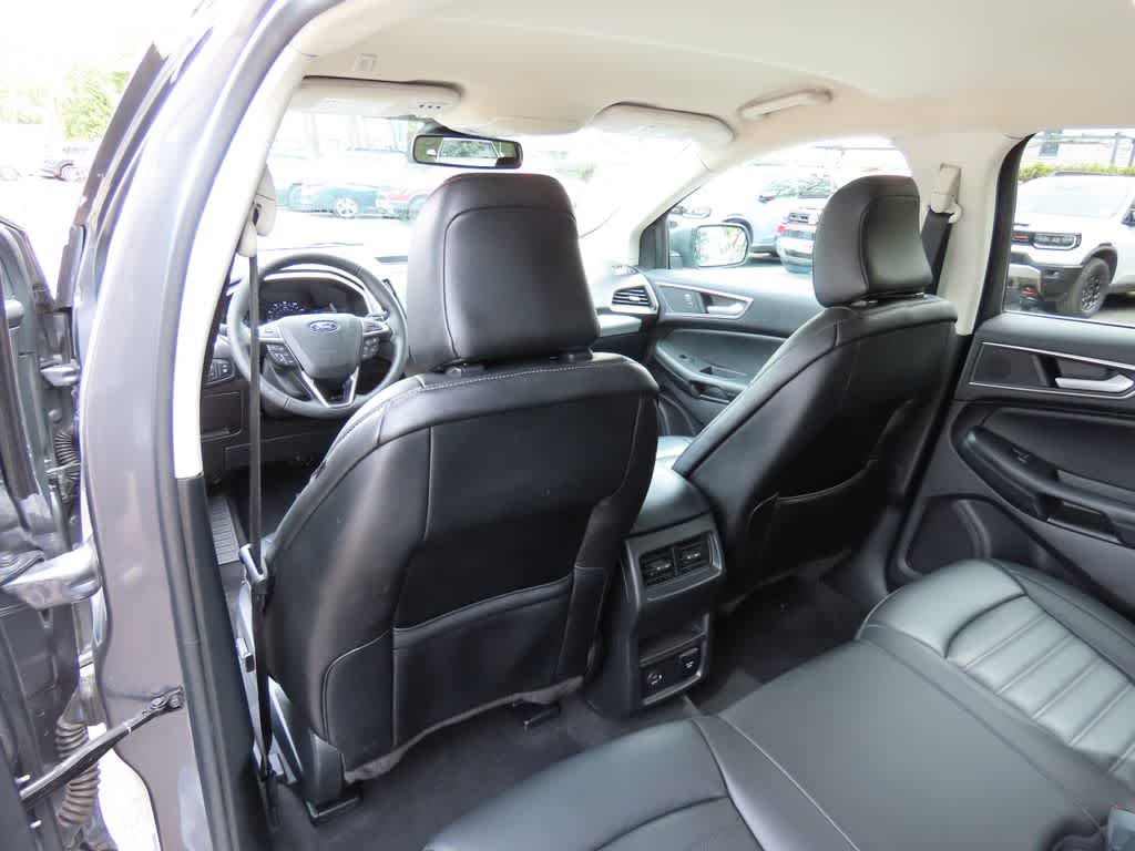 Thumbnail: 2021 Ford Edge - 13