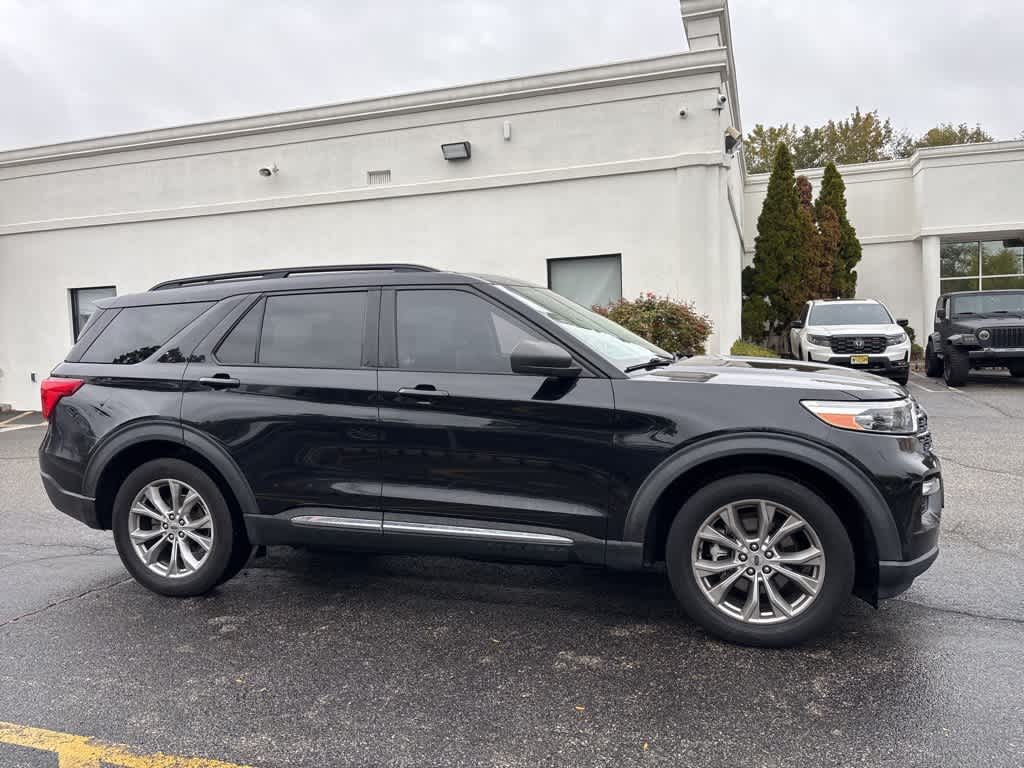 Thumbnail: 2020 Ford Explorer - 5