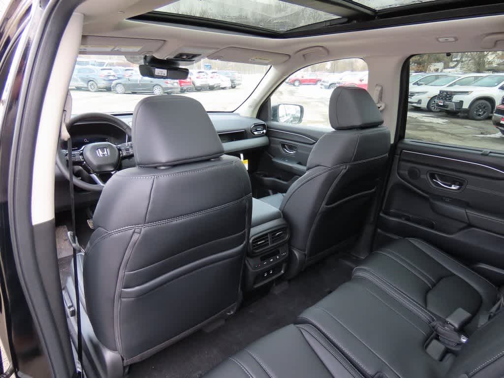 Thumbnail: 2026 Honda Pilot - 17