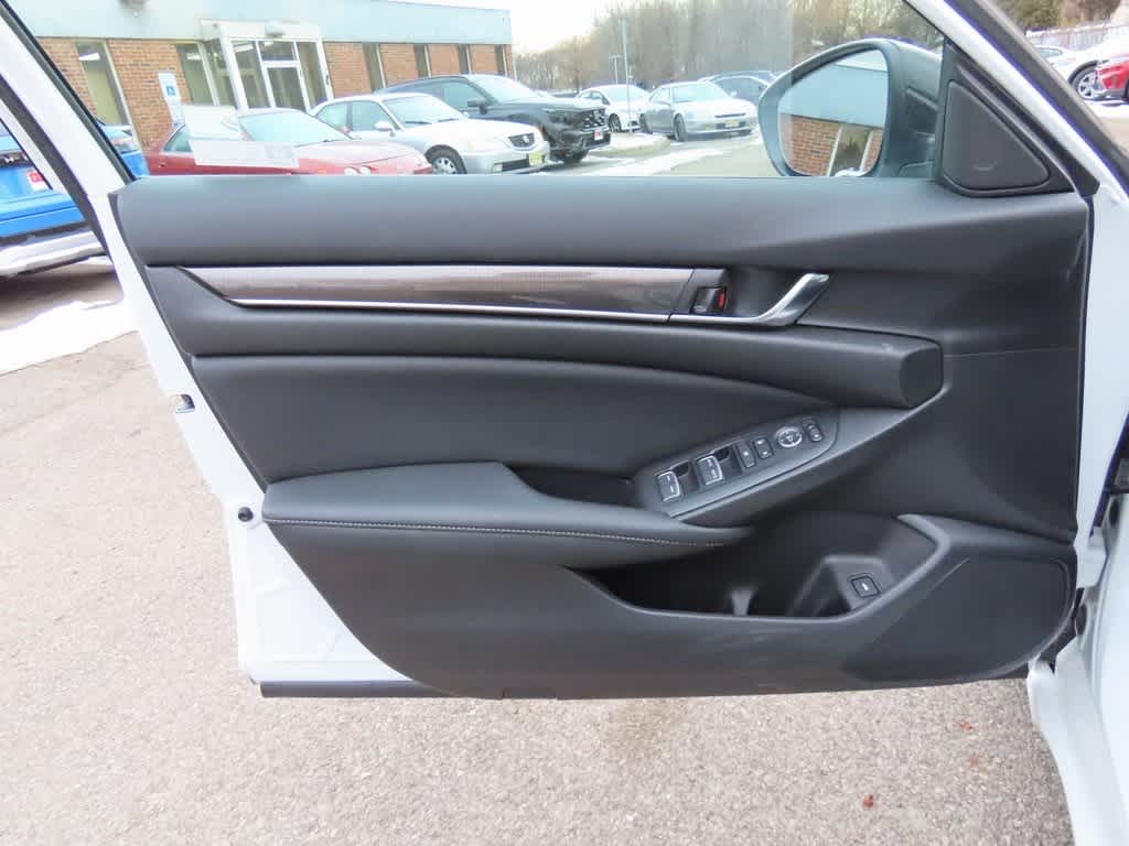 Thumbnail: 2022 Honda Accord - 15