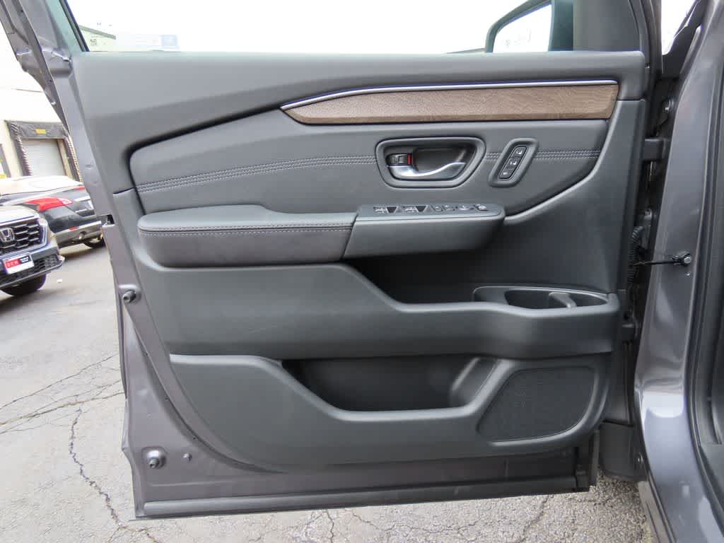 Thumbnail: 2026 Honda Pilot - 19