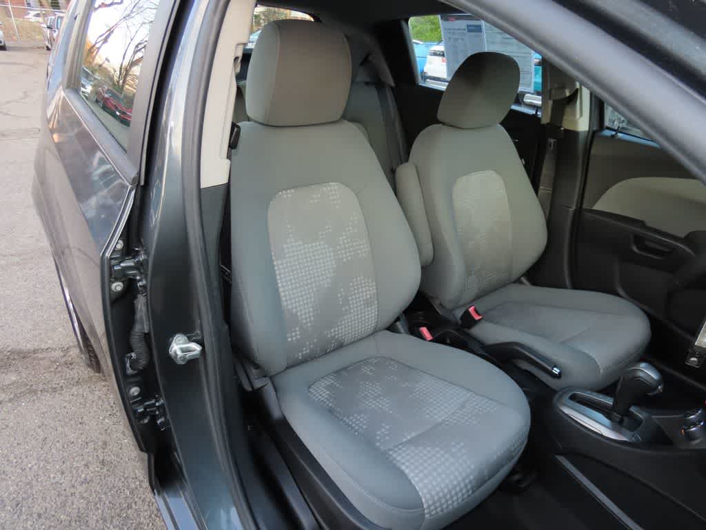 Thumbnail: 2013 Chevrolet Sonic - 14