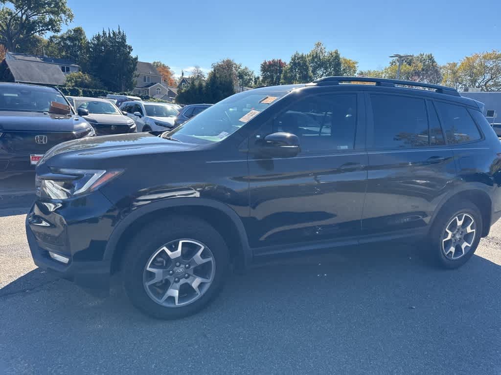 Thumbnail: 2023 Honda Passport - 4
