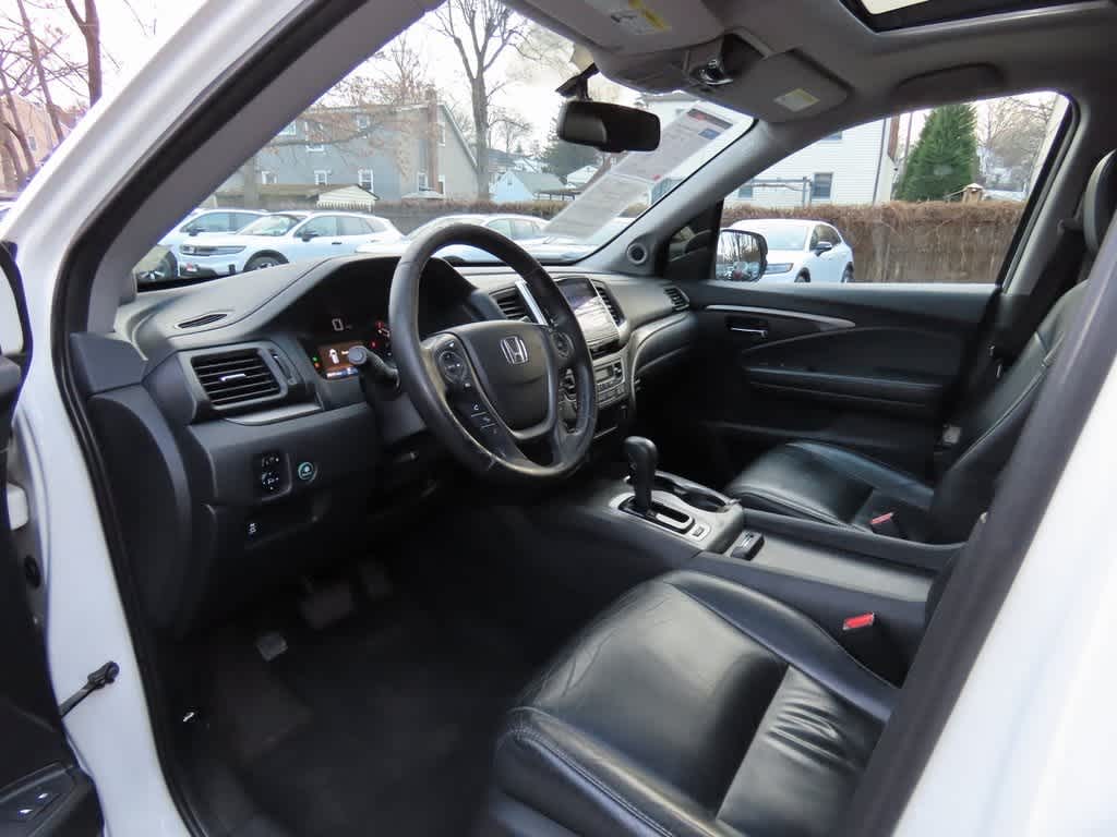 Thumbnail: 2018 Honda Pilot - 2