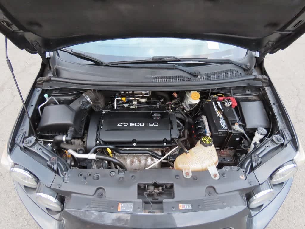 Thumbnail: 2014 Chevrolet Sonic - 9